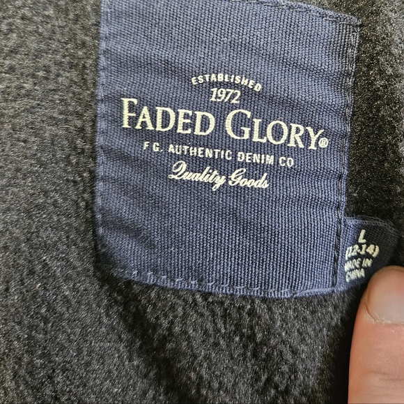 Faded Glory Black Puffer Vest Fleece Lined Women's Large Gorpcore Pockets Winter - Picture 6 of 8